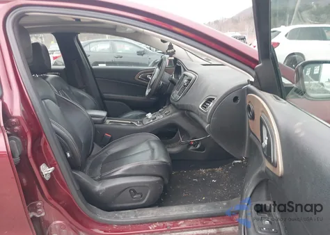 2015 Chrysler 200 C из США, поврежденный, VIN 1C3CCCEG9FN589559